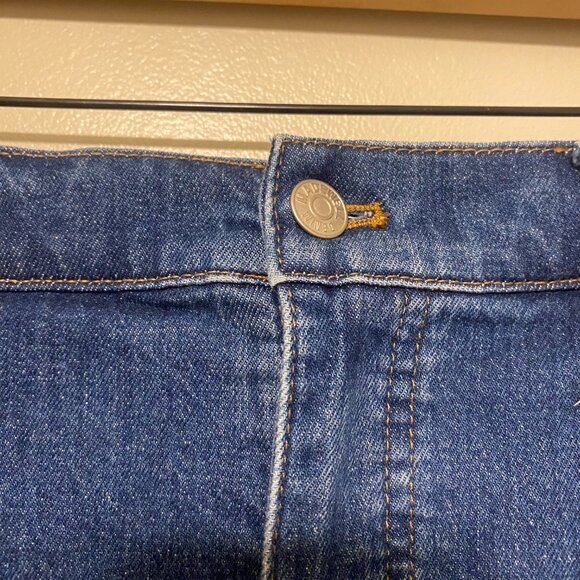 Stretch Denim Straight Mini Skirt: Step-Hem Edition - Picture 6 of 9